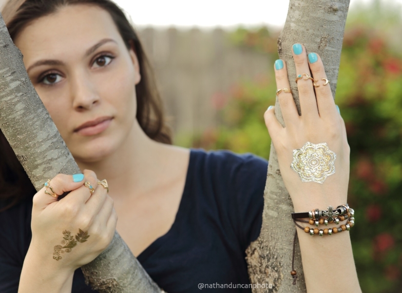6 Piece Set of Boho Midi Rings (here in gold)   Colors: Your choice of Gold or Silver tone    1 set includes 6 pieces Midi and knuckle rings are designed to be worn mid finger. Diameter of ring: approx. 0.6"- 0.7" $5/set Adjustable leather beaded Bracelet is one of several to choose from, $4.94 ea.  